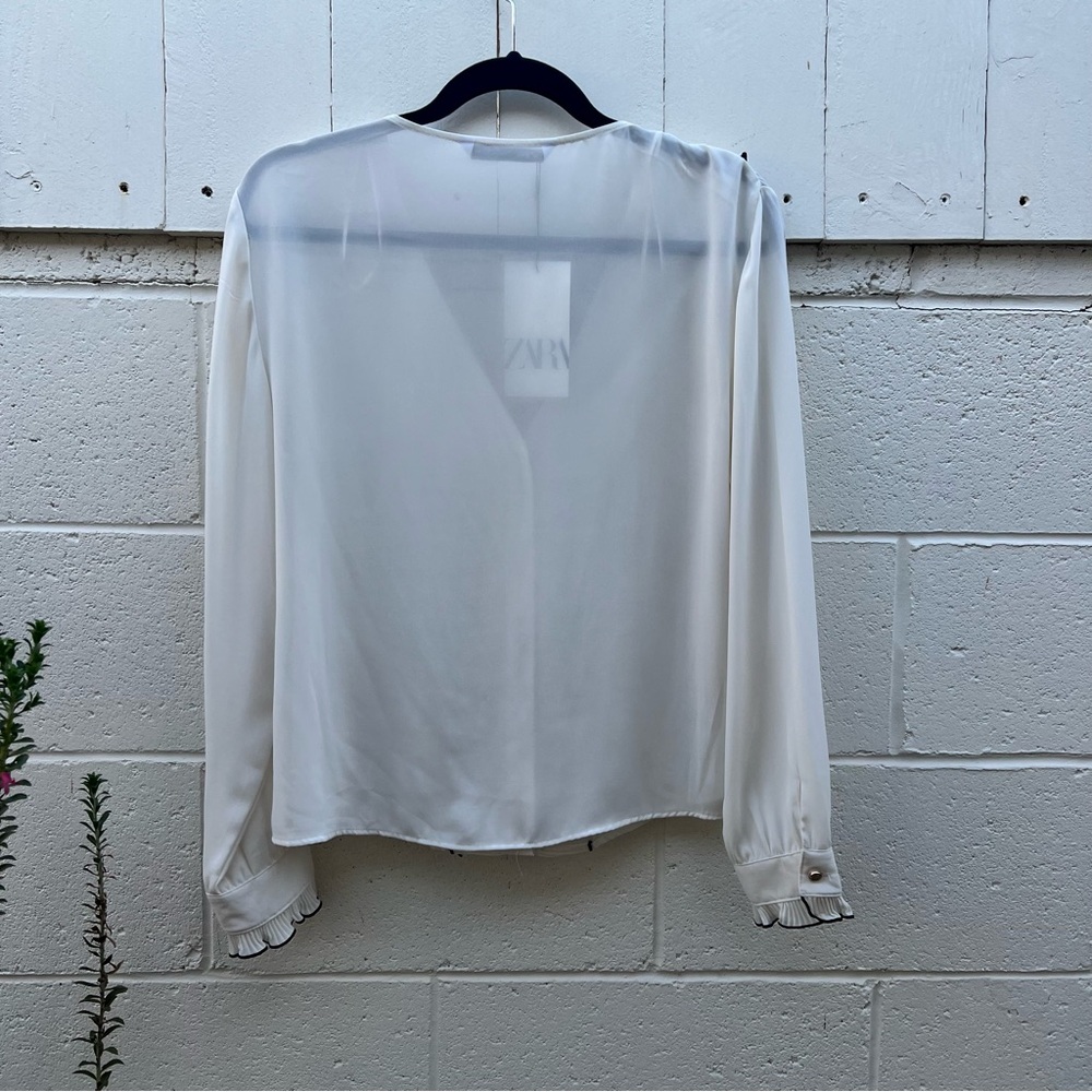 Zara Cream Blouse with Black Trim - Picture 2 of 9